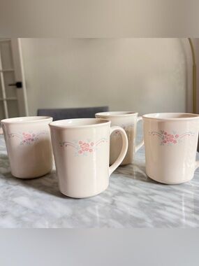 Corningware Cream Floral Ceramic Coffee Mug - Set of Mugs